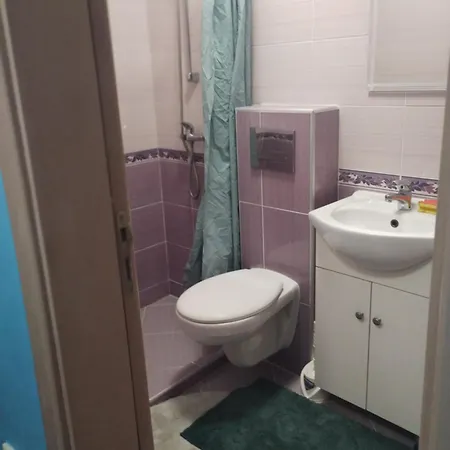 62a Doctor Luben Lazarov Street Warna