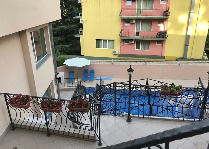 Apartment 62a Doctor Luben Lazarov Street