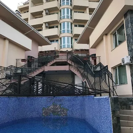 62a Doctor Luben Lazarov Street Apartament