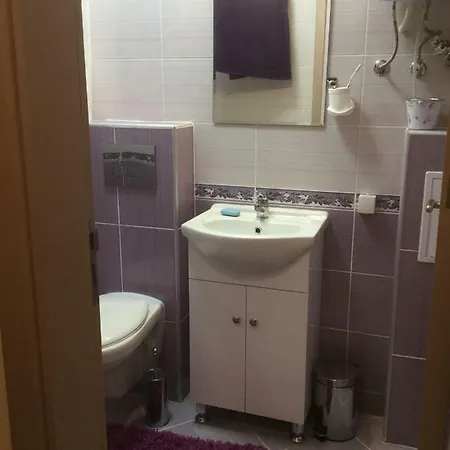 Apartament 62a Doctor Luben Lazarov Street *