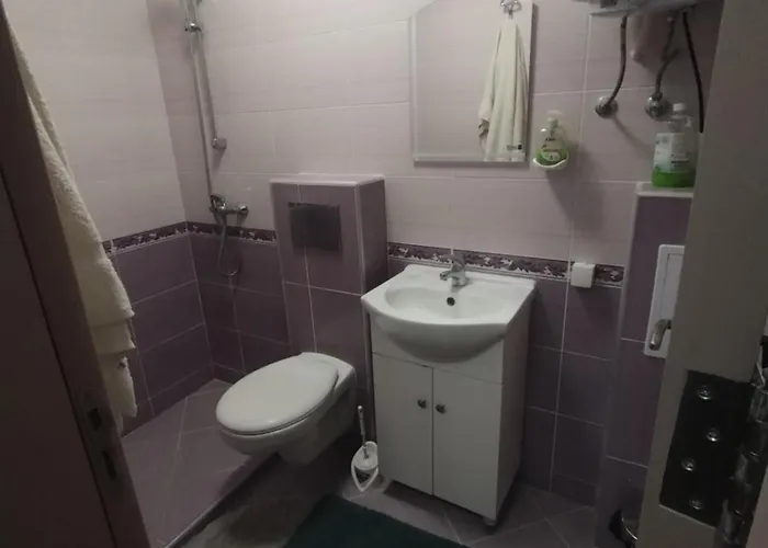 62a Doctor Luben Lazarov Street *