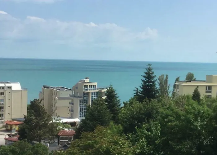 62a Doctor Luben Lazarov Street * 瓦爾納